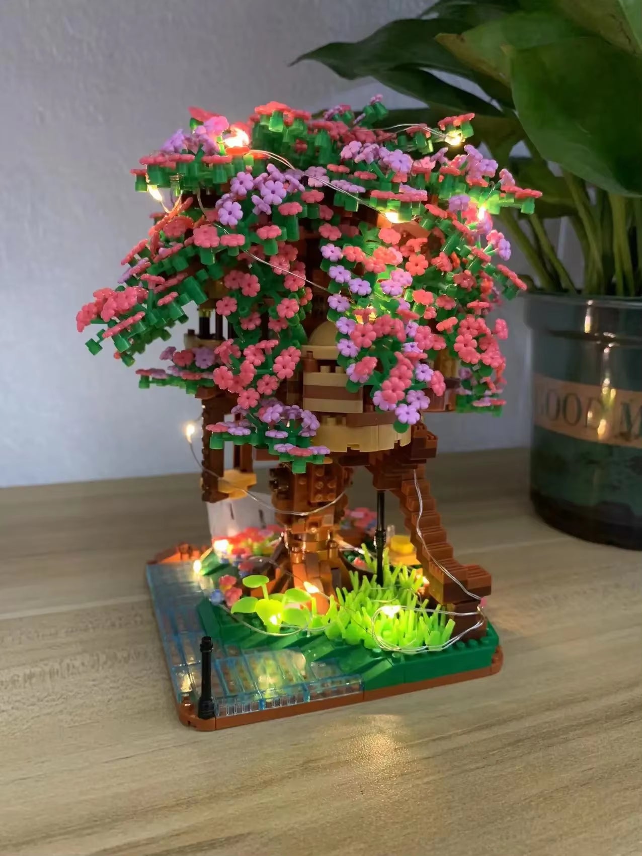 Mini Sakura Tree House 2138Pcs Build Block City Street View Cherry Blossom Model Building Blocks Toys Children Gifts